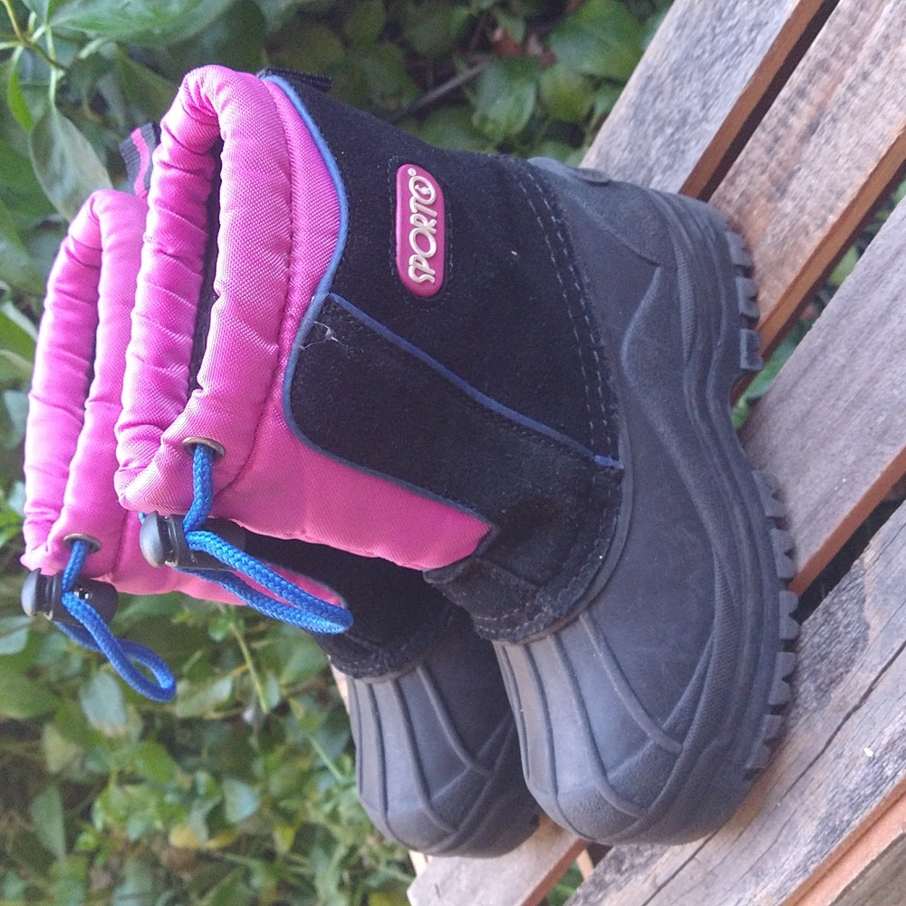 SIZE9: Sport Snow Play Boots